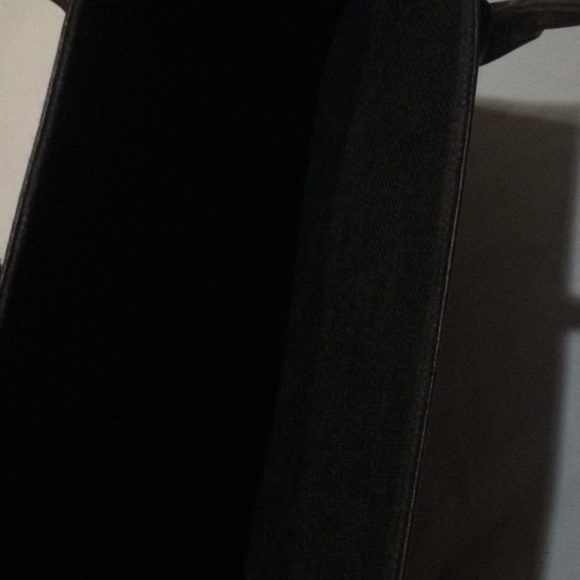 Leatherlike laptop tote w/ identification slot - Picture 3 of 4